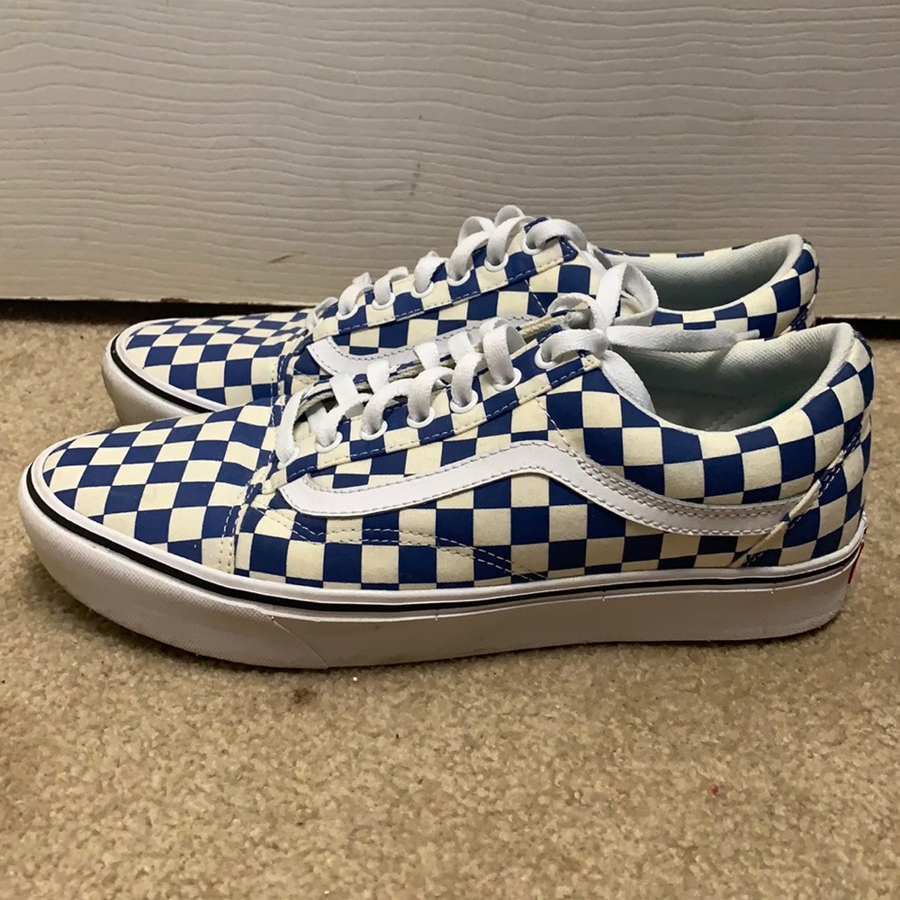 Comfycush vans size 10.5